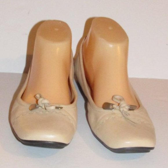 Prada Pink Beige Almond Toe Chrome Accent Designer Flats - Picture 2 of 12